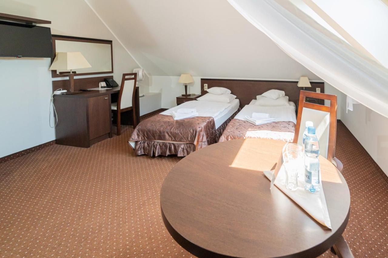 Hotel Pod Filarami تشيلاش المظهر الخارجي الصورة